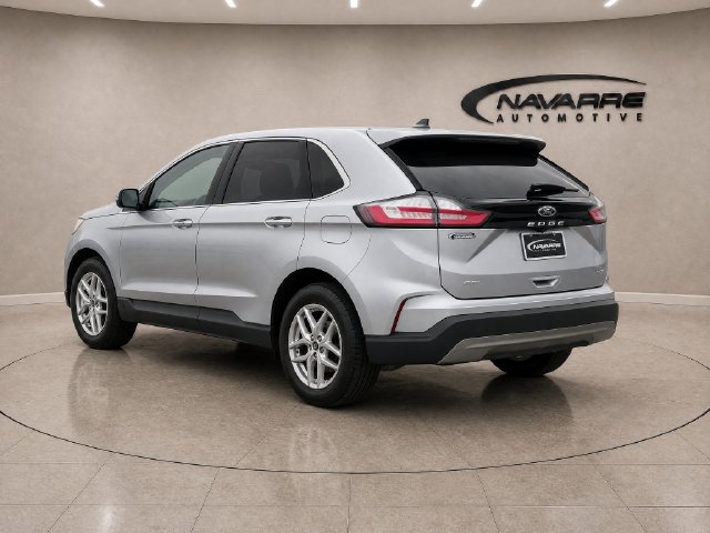 Used 2024 Ford Edge SEL AWD/4WD image 5