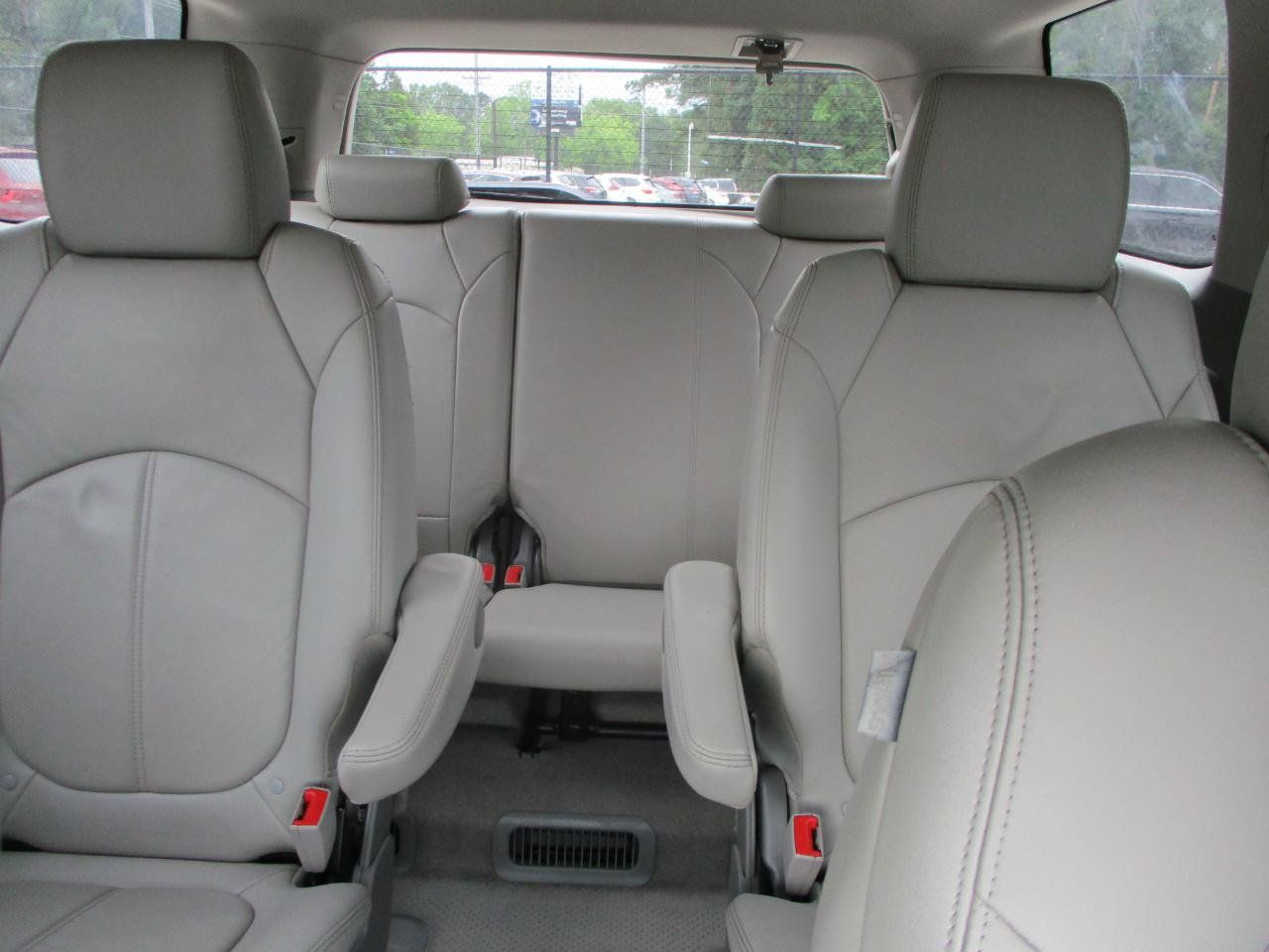 Used 2014 GMC Acadia SLT FWD image 16