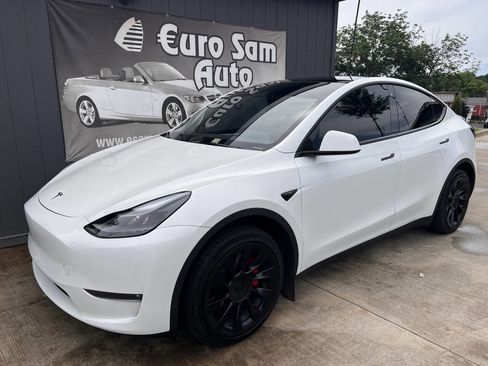 Used 2023 Tesla Model Y Long Range AWD/4WD image 24