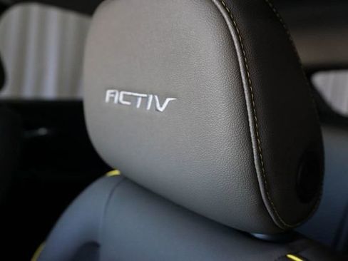 New 2026 Chevrolet Trax ACTIV w/ Sunroof Package image 11