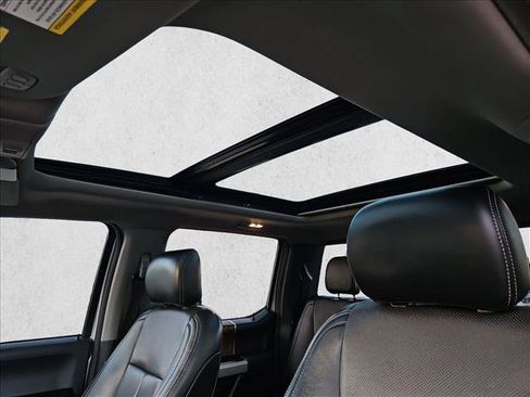 Used 2018 Ford F150 Lariat AWD/4WD image 16