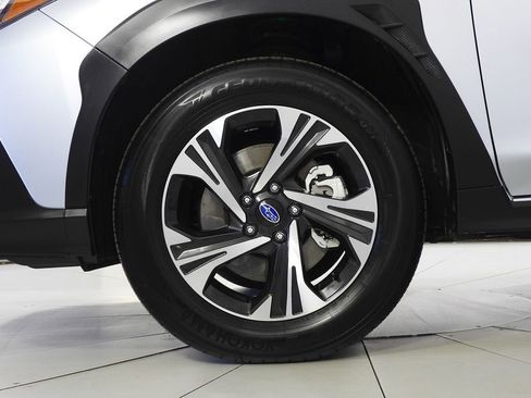 Certified 2025 Subaru Crosstrek 2.0i Premium w/ Crosstrek Mirror Package AWD/4WD image 5