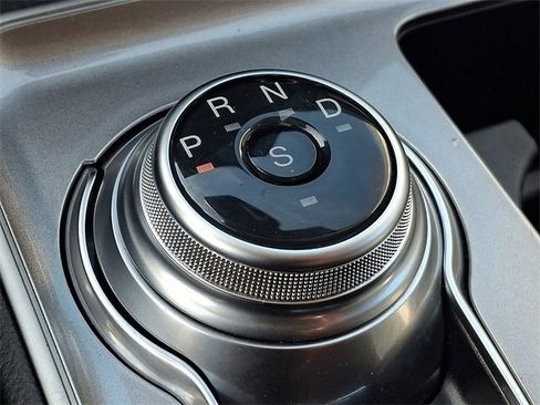 Used 2024 Ford Edge SEL image 14