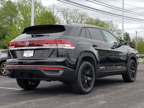 New 2026 Volkswagen Atlas Cross Sport SE AWD/4WD image 3
