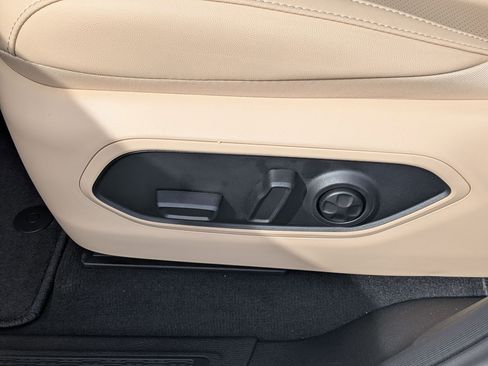 New 2026 Jeep Grand Cherokee Limited AWD/4WD image 13