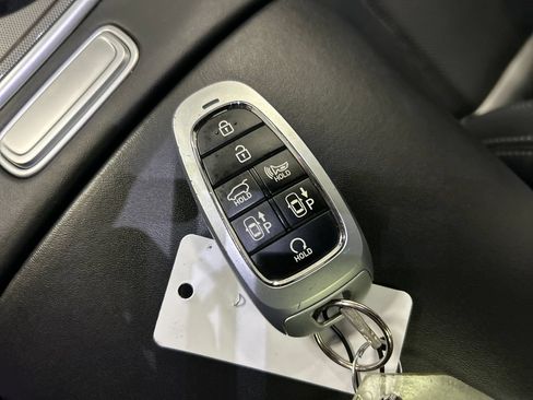 Used 2023 Hyundai Santa Fe Calligraphy FWD image 20