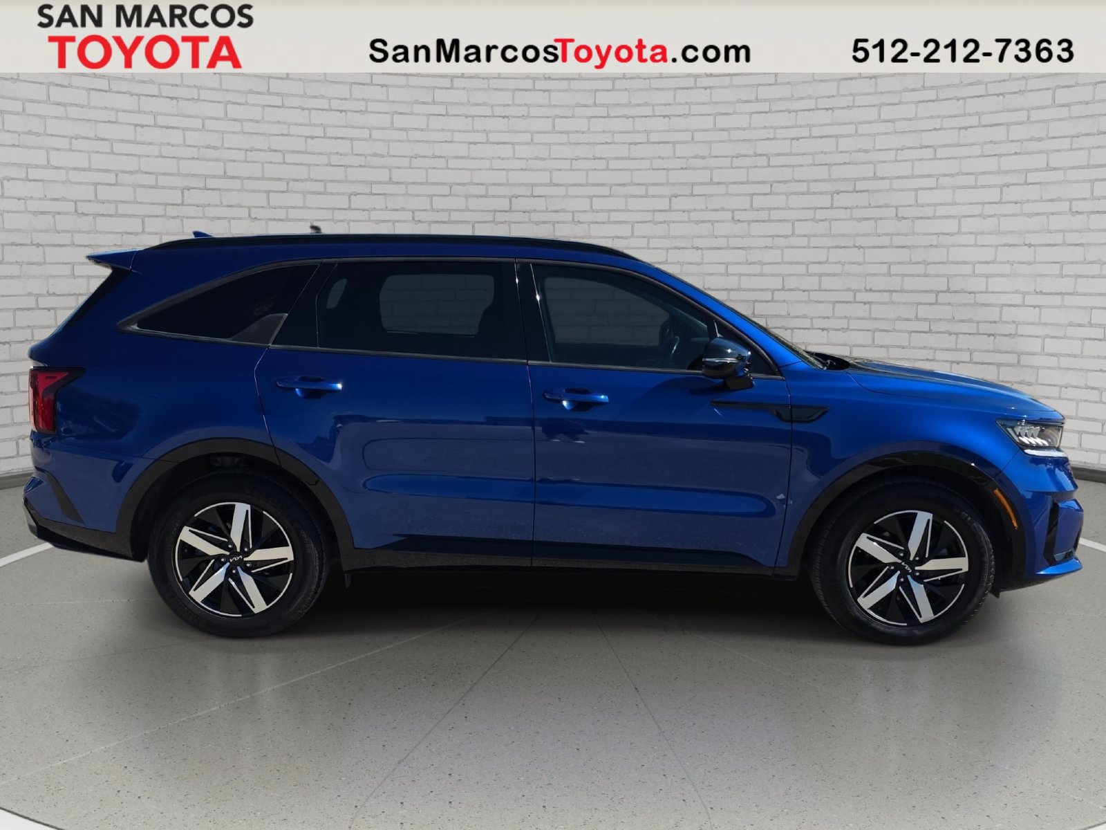 Used 2023 Kia Sorento S FWD image 5