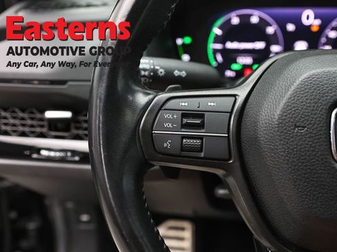 Used 2023 Honda Accord Sport image 15