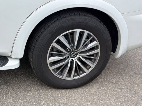 Used 2022 Nissan Armada SV w/ SV Appearance Package image 12