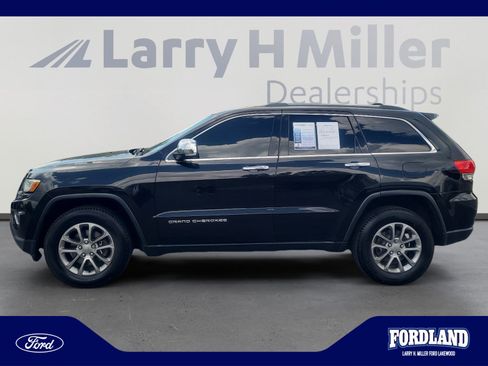 Used 2015 Jeep Grand Cherokee Limited w/ Luxury Group II AWD/4WD image 2