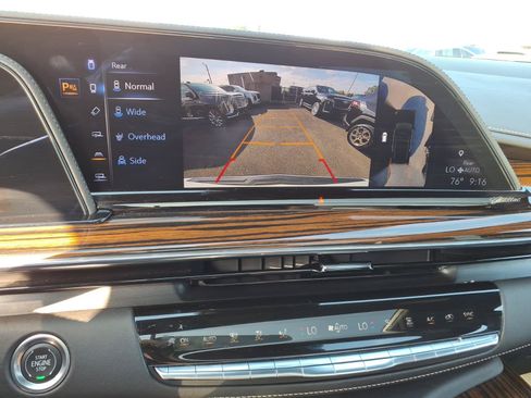 Certified 2024 Cadillac Escalade Premium Luxury w/ Performance Package AWD/4WD image 30
