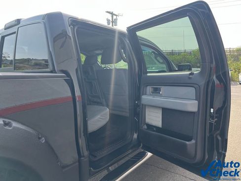 Used 2011 Ford F150 XLT w/ XLT Chrome Pkg image 37