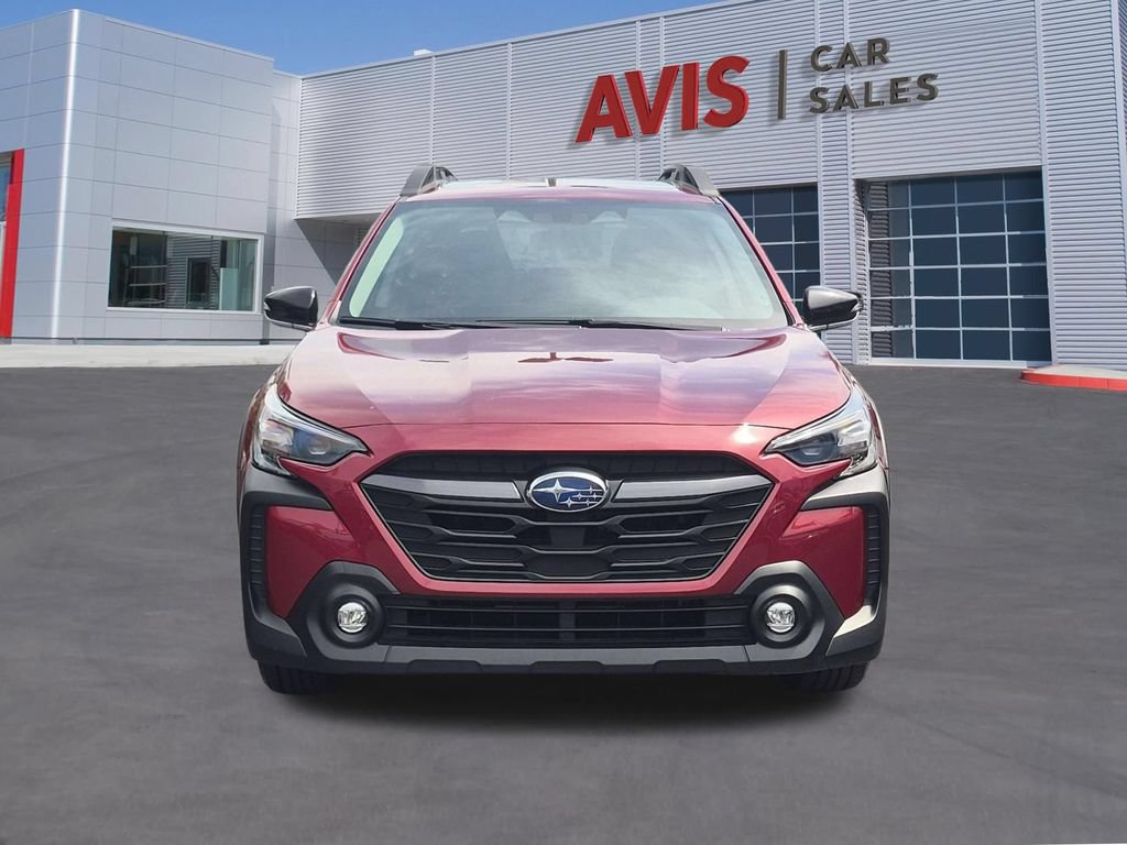 Used 2025 Subaru Outback Premium AWD/4WD image 2