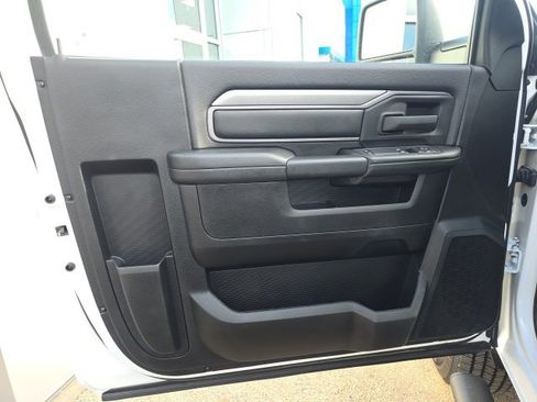 Used 2025 RAM 2500 Tradesman image 9