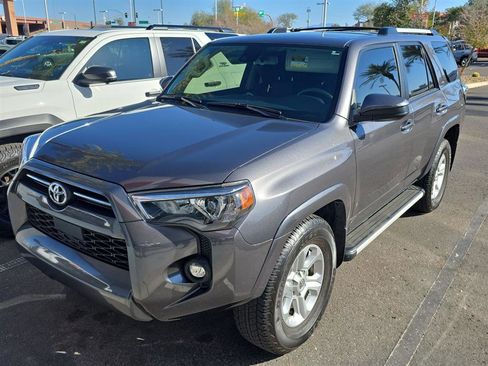 Used 2023 Toyota 4Runner SR5 image 9