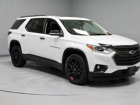 Used 2021 Chevrolet Traverse Premier w/ Redline Edition AWD/4WD image 1