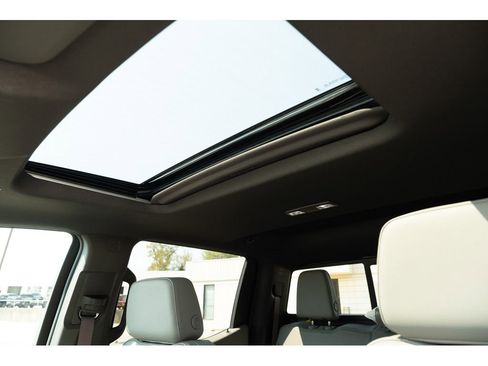 New 2026 GMC Sierra 1500 SLT w/ SLT Premium Plus Package image 16