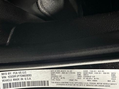 Used 2025 RAM 1500 Laramie AWD/4WD image 11