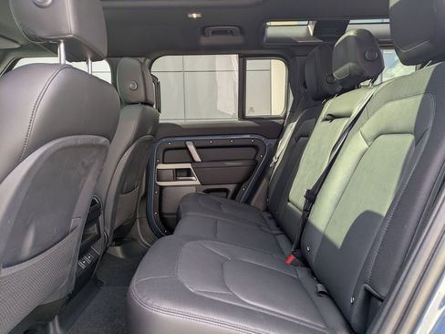 Certified 2024 Land Rover Defender 110 X-Dynamic SE AWD/4WD image 14