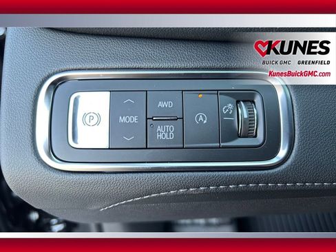 New 2026 Buick Enclave Sport Touring w/ LPO, Floor Liner Package image 35