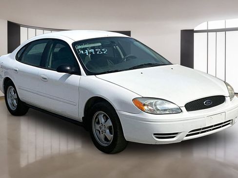 Used 2007 Ford Taurus SE FWD image 11