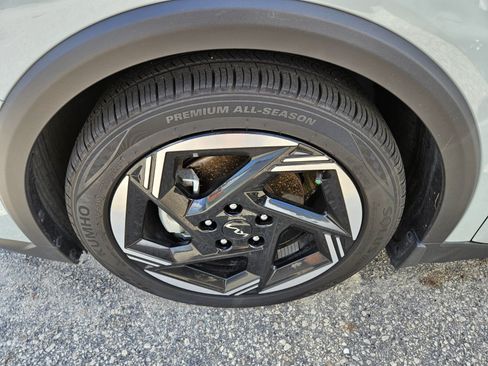 Used 2025 Kia K4 EX FWD image 7