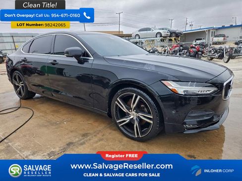 Used 2018 Volvo S90 T5 Momentum w/ Convenience Package image 5