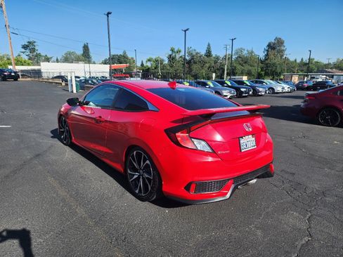 Used 2018 Honda Civic Si image 4