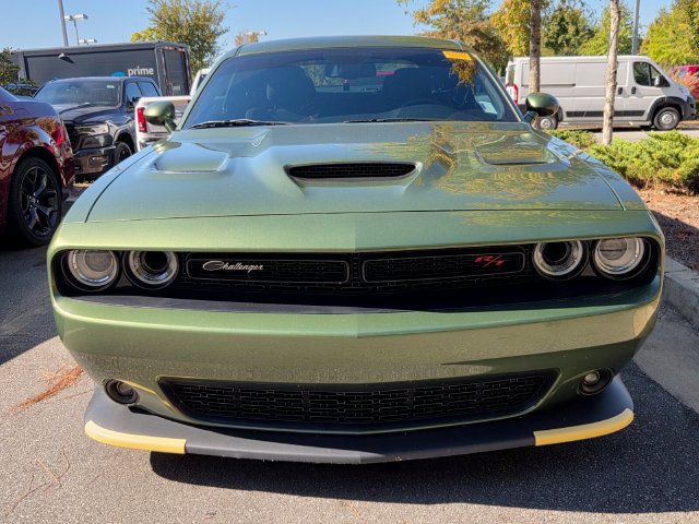 Used 2022 Dodge Challenger R/T Scat Pack RWD image 2