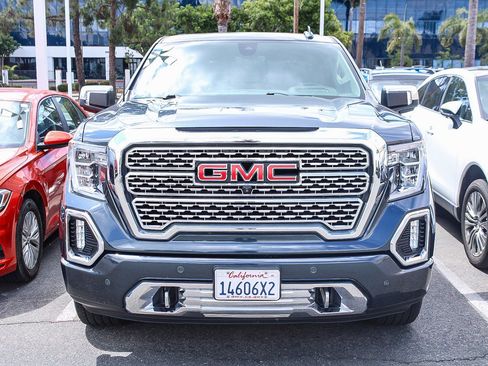 Used 2020 GMC Sierra 1500 Denali w/ Denali Ultimate Package AWD/4WD image 2