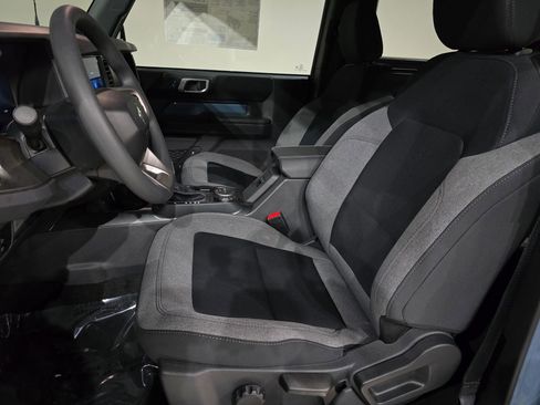 New 2025 Ford Bronco 2-Door AWD/4WD image 16
