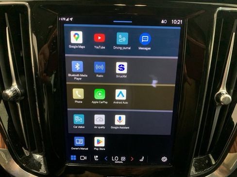 Certified 2024 Volvo S60 B5 Plus image 18