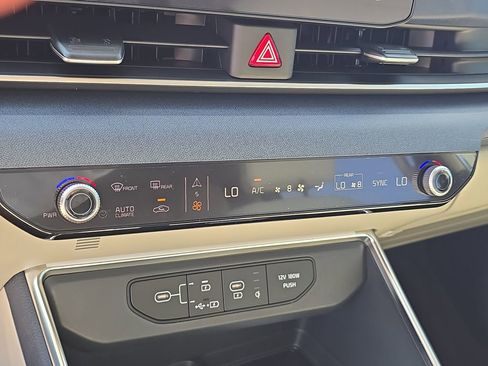 New 2026 Kia Carnival SX image 27