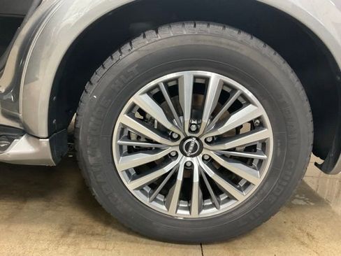 Used 2023 Nissan Armada SL w/ Captain's Chairs Package AWD/4WD image 18
