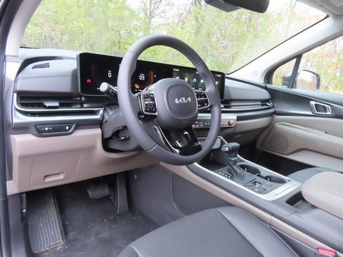 New 2026 Kia Carnival image 21