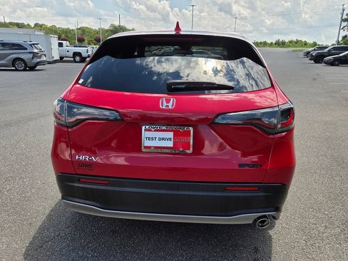 Used 2023 Honda HR-V Sport image 10