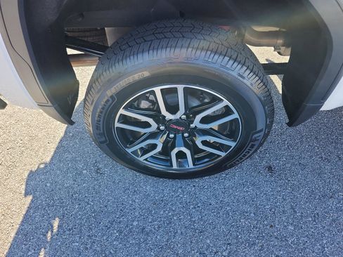 Certified 2023 GMC Sierra 1500 AT4 w/ AT4 Premium Package image 6
