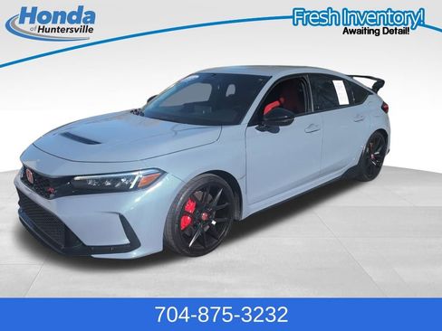 Certified 2024 Honda Civic Type R image 4