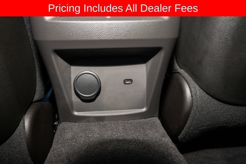 Used 2026 Cadillac CT5 V w/ Technology Package RWD image 10