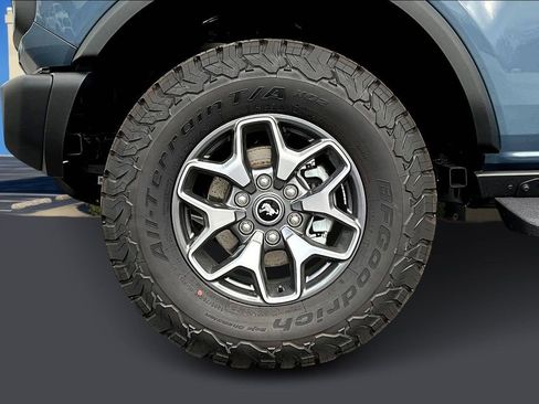 New 2025 Ford Bronco Badlands image 13
