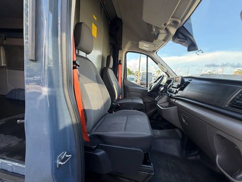Used 2020 Ford Transit 250 148 High Roof Extended RWD image 18