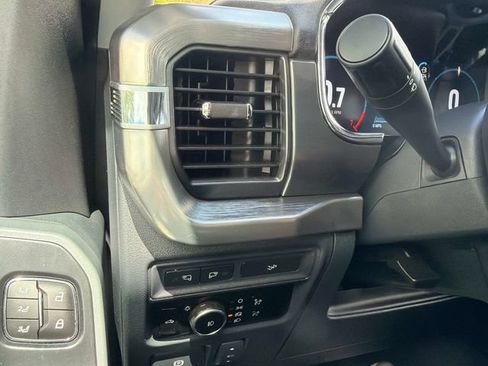 Used 2023 Ford F150 Lariat AWD/4WD image 47