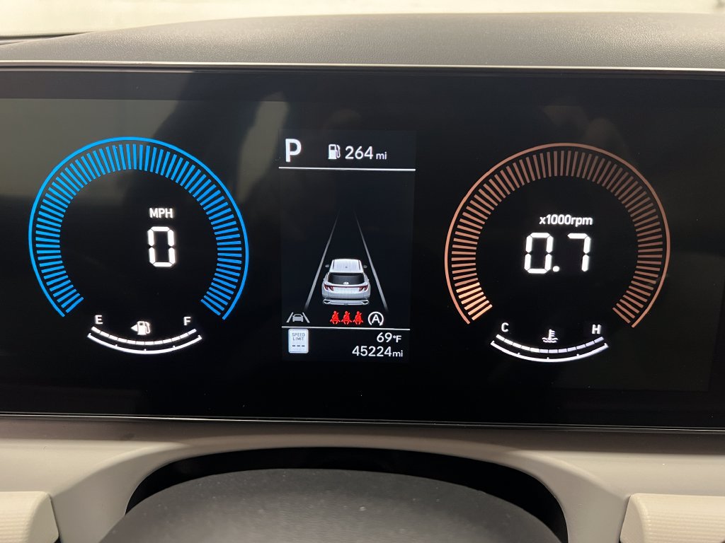 Used 2025 Hyundai Tucson SEL FWD image 16