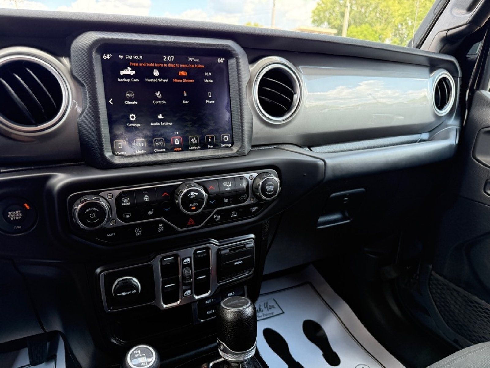 Used 2020 Jeep Gladiator Overland w/ Uconnect 4C Nav & Sound Group AWD/4WD image 10