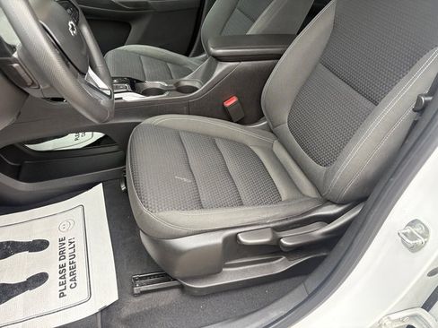Used 2023 Chevrolet Bolt EUV LT FWD image 11
