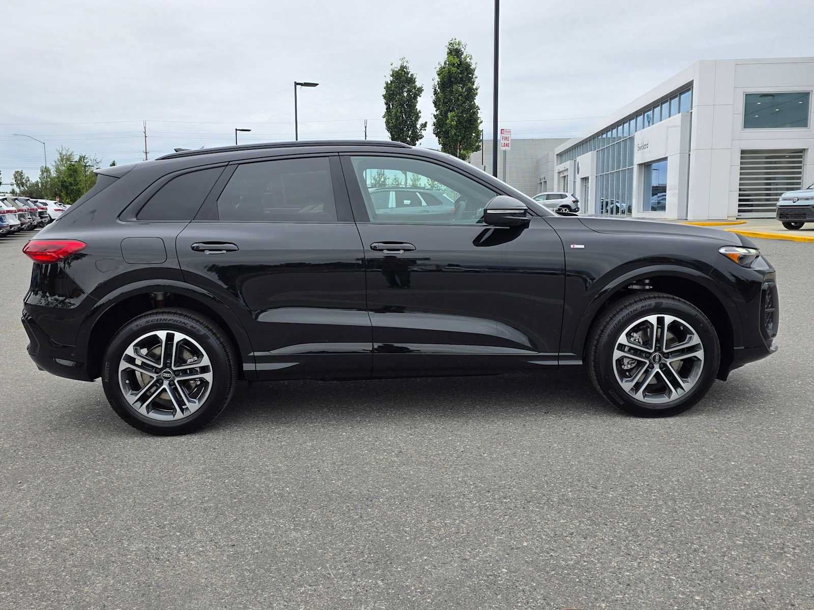 New 2026 Audi Q5 2.0T AWD/4WD image 2