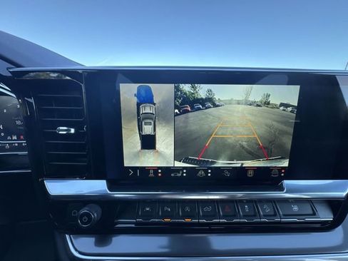 Certified 2025 Chevrolet Silverado 1500 High Country w/ Z71 Off-Road Package image 15