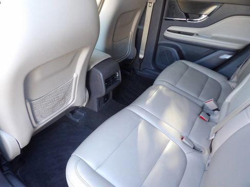 Used 2022 Lincoln Corsair Standard 4dr SUV image 22