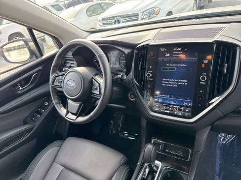 Used 2024 Subaru Ascent Onyx Edition image 11