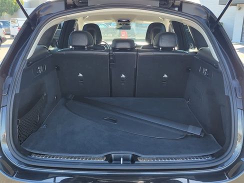 Used 2024 Mercedes-Benz GLC 300 image 13